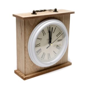 Декоративен дървен часовник